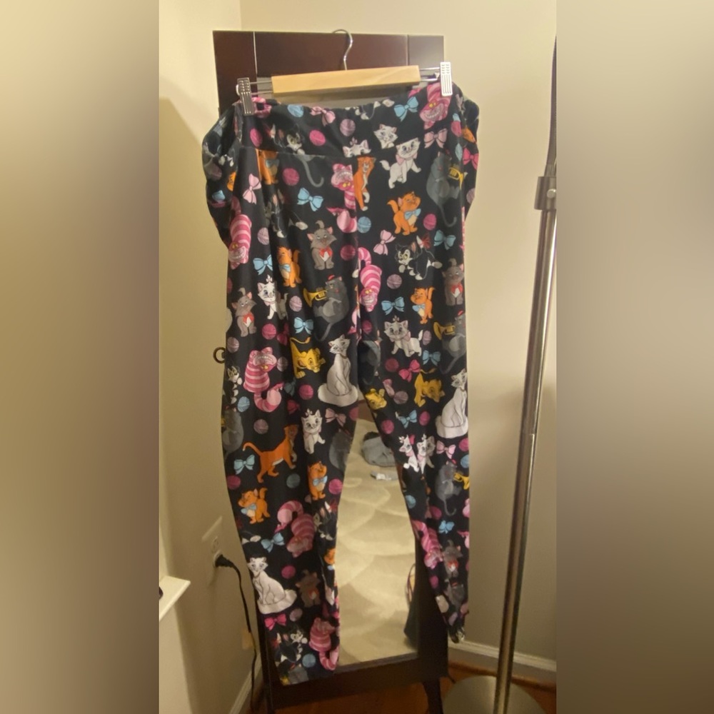 Authentic Disney Cats Leggings 3X